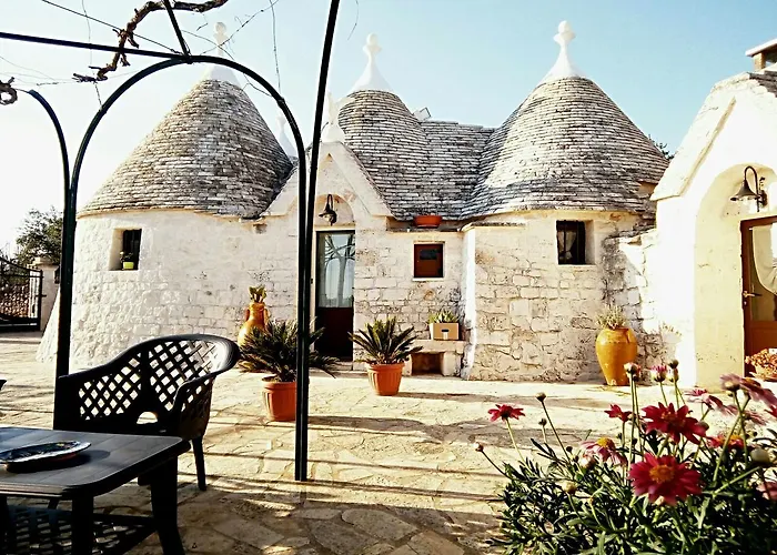 Trullo Sereno Angelo 农家乐 *