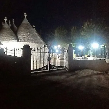 Trullo Sereno Angelo 로코로톤도